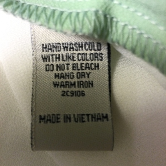 ⭐️ Foreign Exchange Color BlockSheer Blouse - Picture 6 of 7